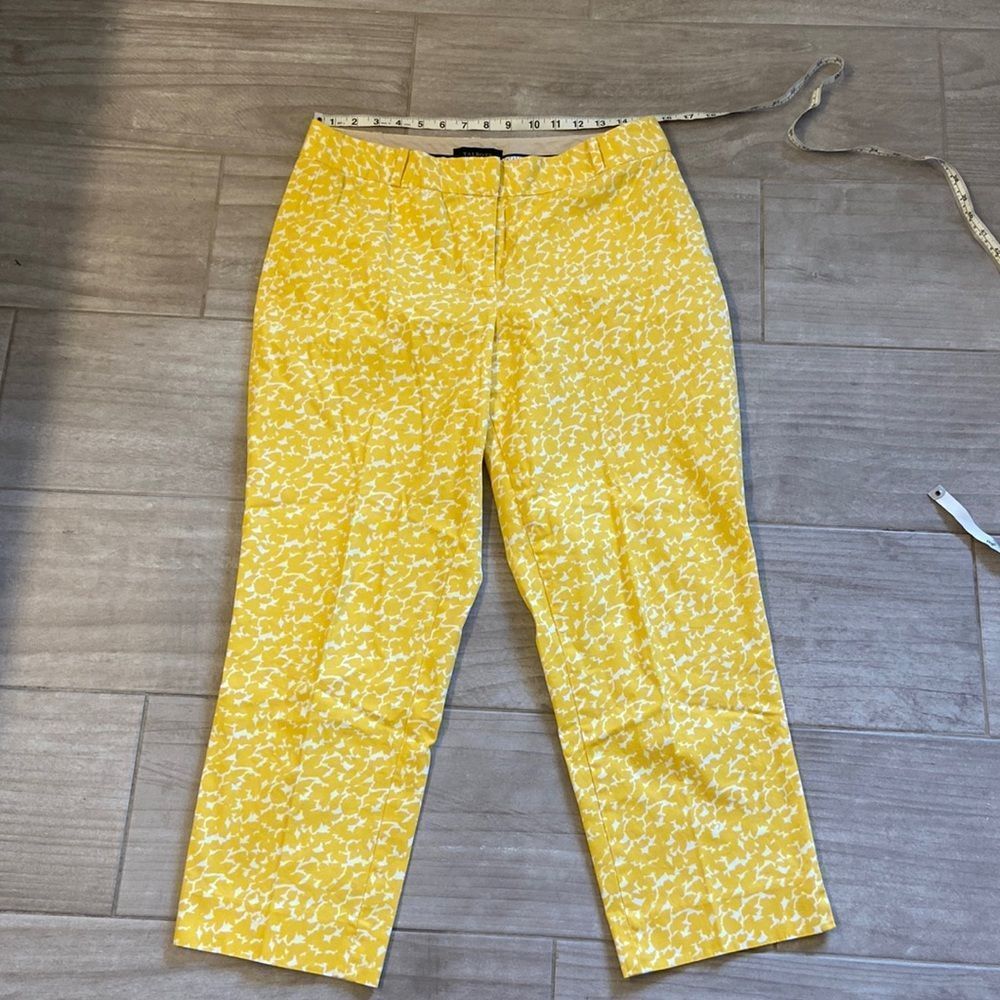 Talbots curvy size 10 yellow and white trousers